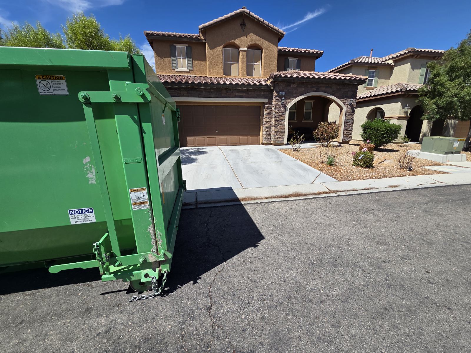 15-yard dumpster rental in Las Vegas for residential and commercial projects